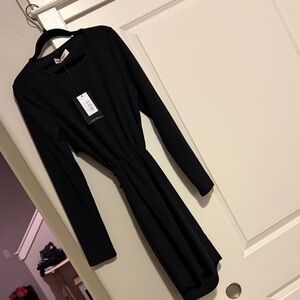Elegant Black Long Sleeve Dress